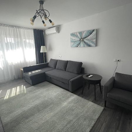 Vulcan Apartment Buzău Buitenkant foto